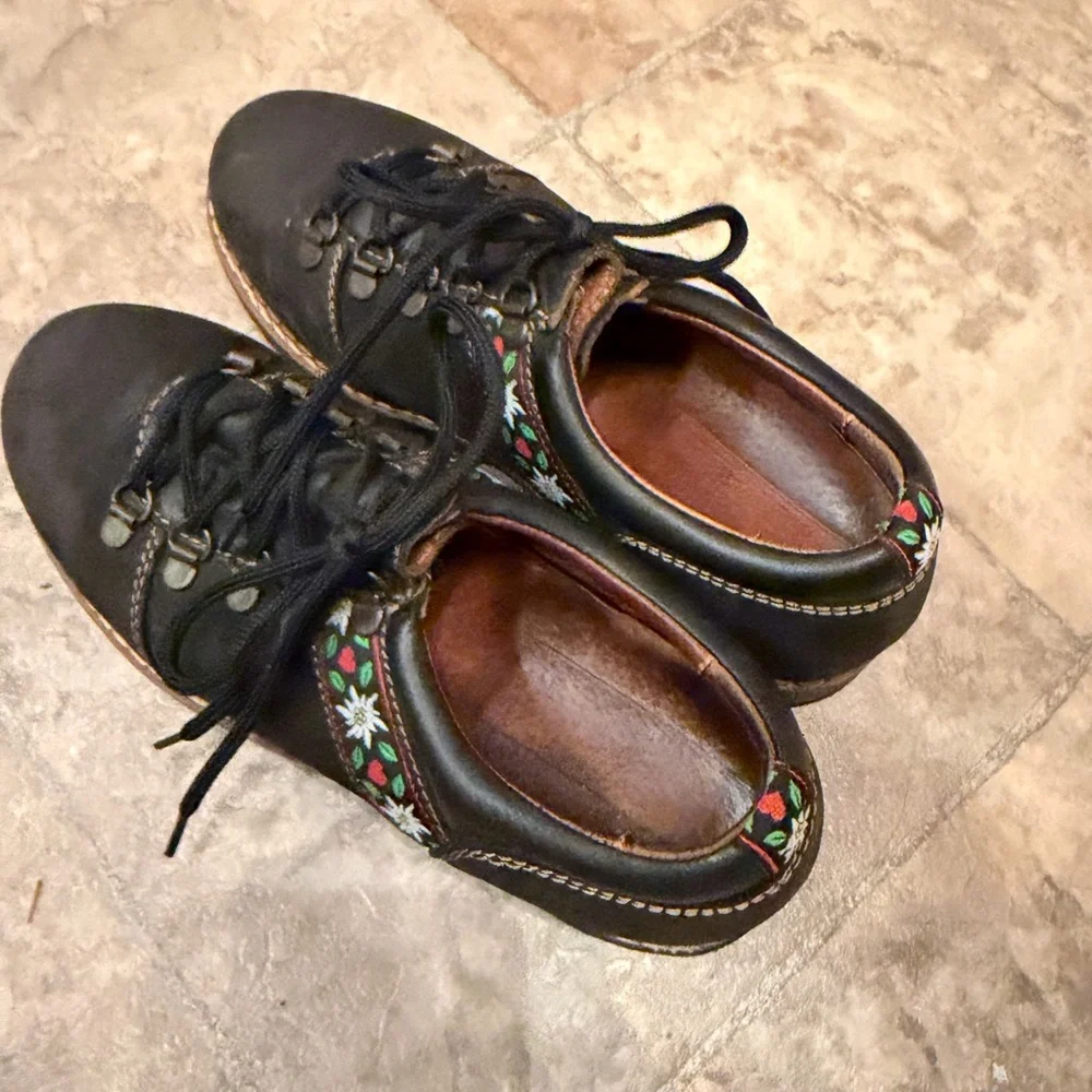 Josef Seibel Edelweiss lovely Vintage Hiking shoes- size 38 (EU) 7.5 US. - Picture 9 of 9
